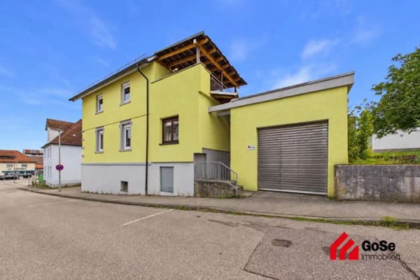 Immobilie in Neuenstadt am Kocher - Kernsaniertes Raumwunder mit 155 m², großem Garten & Hobbyraum in Neuenstadt - Bild 0