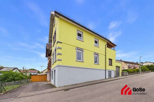 Immobilie in Neuenstadt am Kocher - Kernsaniertes Raumwunder mit 155 m², großem Garten & Hobbyraum in Neuenstadt - Bild 1