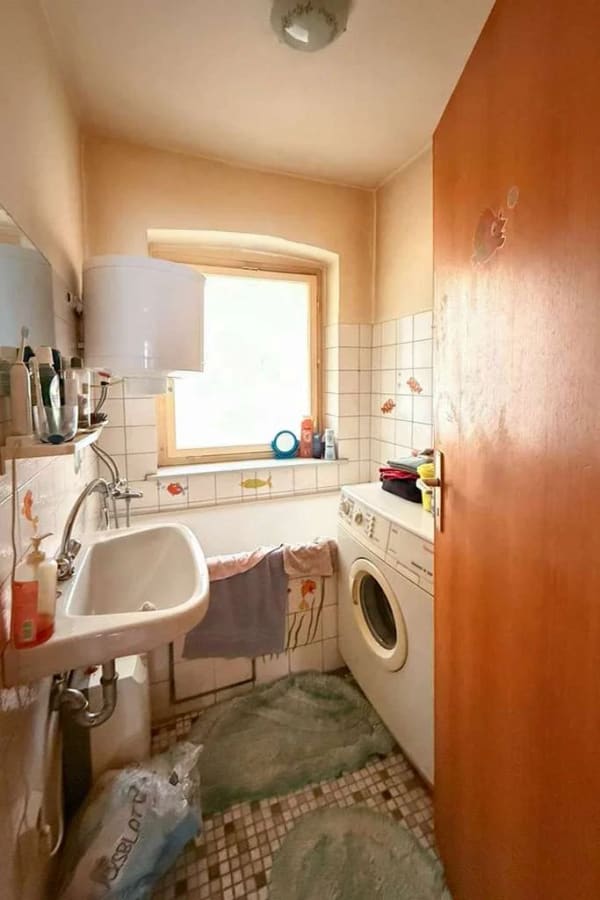 Immobilie in Kempten (Allgäu) - Vermietete 2-Zimmer-Wohnung im Obergeschoss rechts - Bild 1