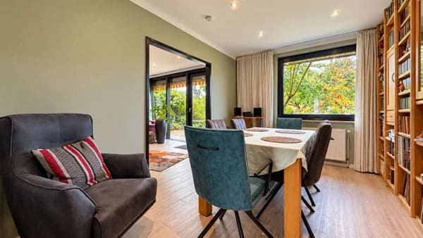 Immobilie in Oyten - Viel Platz zum Leben: Gepflegtes Reihenmittelhaus mit großem Garten und 179 m² Wohnfläche in Oyten - Bild 3