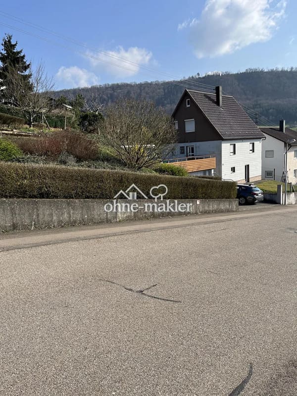Immobilie in Lauterstein - „Omas Häusle“, sofort verfügbar, mit großem Garten, schöner Lage und reichlich Potential ! - Bild 0