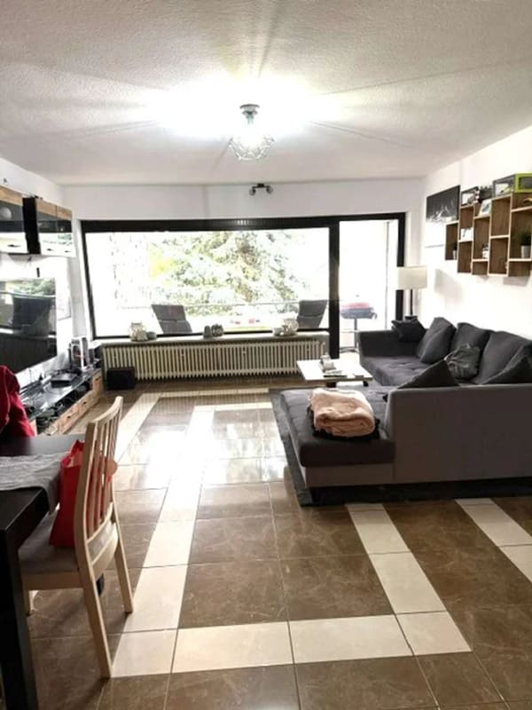 Immobilie in Kretz - Gepflegtes ZFH mit Charme und zusätzlichem Baugrundstück - Bild 1