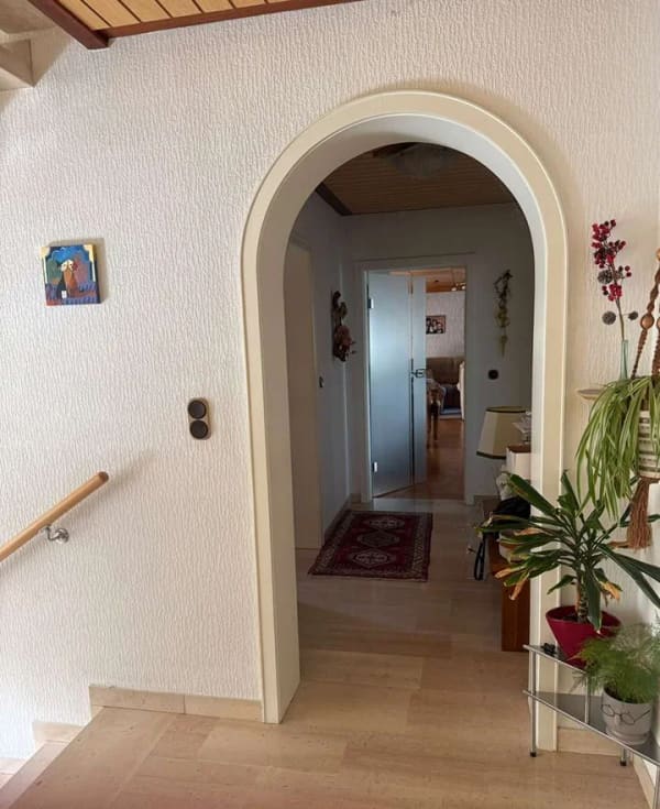 Immobilie in Hochdorf-Assenheim - Großzügiges Wohnhaus auf 1.069 m² Grundstück – ca. 238 m² Wohnfläche und umfangreiche Nutzflächen - Bild 1