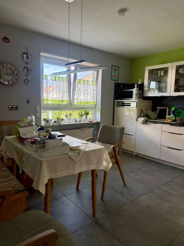 Immobilie in Hochdorf-Assenheim - Großzügiges Wohnhaus auf 1.069 m² Grundstück – ca. 238 m² Wohnfläche und umfangreiche Nutzflächen - Bild 3