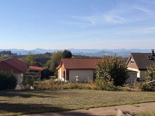 Immobilie in Rickenbach - Schweizer Alpenblick & Barrierefrei: Modernisierte 2,5-Zimmer-EG-Wohnung mit gehobener Ausstattung - Bild 3