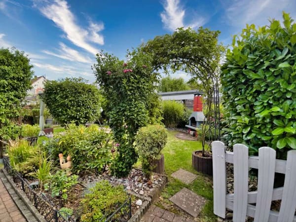 Immobilie in Groß-Zimmern - Gepflegtes Einfamilienhaus mit Wintergarten und Sauna in Groß-Zimmern - Bild 0