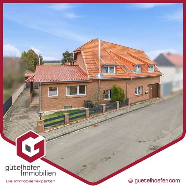 Immobilie in Swisttal - Gebäudeensemble mit 3 Wohneinheiten und vielen Möglichkeiten auf 2.383 m² Grund in Odendorf - Bild 0