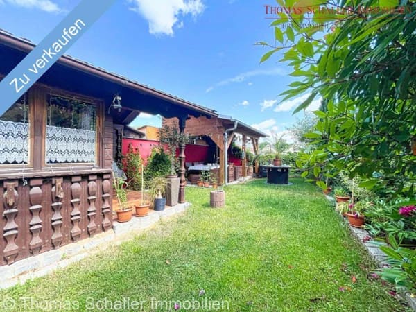 Immobilie in Nittenau - Wohnhaus mit viel Entfaltungsspielraum, PV und großer Garage/Werkstatt in zentraler Lage v. Nittenau - Bild 0