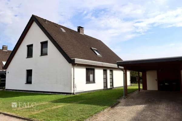 Immobilie in Elsfleth - Dachgeschosswohnung in Elsfleth - Bild 1