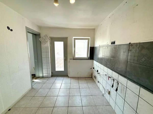 Immobilie in Neuhofen - Teilvermietetes Haus mit Potenzial  - Bild 1