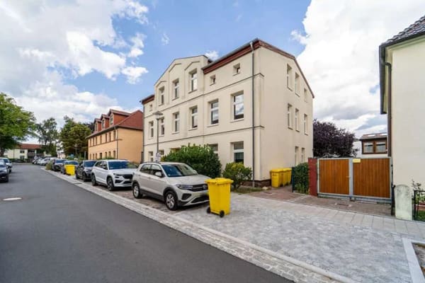 Immobilie in Bad Doberan - Leerstehende 2-Raum-Wohnung in einem Haus mit viel Altbaucharme - Bild 1