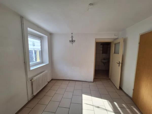 Immobilie in Friedland - Einfamilienhaus in idyllischer Dorflage mit pflegeleichtem Grundstück! - Bild 3