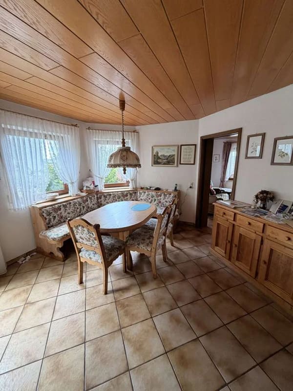 Immobilie in Oberboihingen - Wohnung in traumhafter Aussichtslage mit Garage & Ausbaupotential - Bild 4