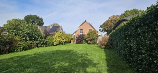 Immobilie in Klein Nordende - Großzügig geschnittenes Einfamilienhaus mit 5 Zimmern in Klein Nordende - Bild 2