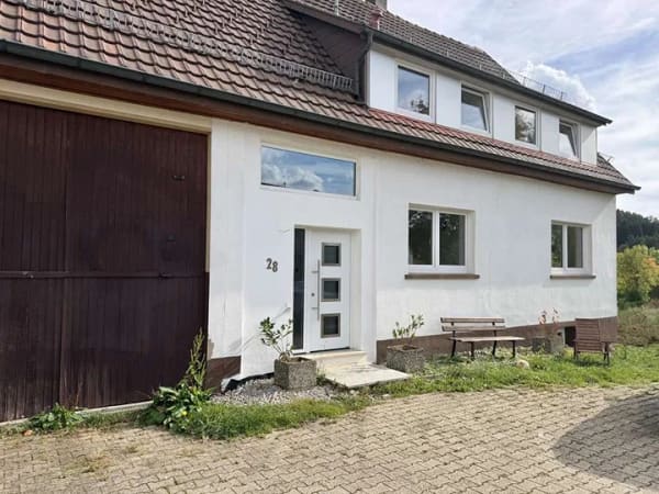 Immobilie in Wellendingen - FAMILIENPARADIES MIT TRAUMAUSSICHT — Haus & Scheune mit Pferdehaltung auf über 4.000 m² - Bild 1