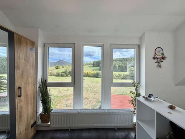 Immobilie in Wellendingen - FAMILIENPARADIES MIT TRAUMAUSSICHT — Haus & Scheune mit Pferdehaltung auf über 4.000 m² - Bild 3