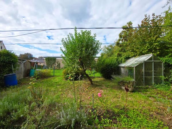 Immobilie in Menden - Viel Platz & 3 Wohneinheiten – ca. 199 m² Wohnfläche, Garten und Garage in Menden - Bild 3