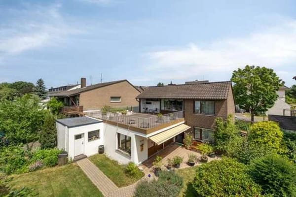 Immobilie in Jülich - Freistehendes Einfamilienhaus im begehrten Jülicher Heckfeld – Traumgarten & Split-Level-Charme! - Bild 1