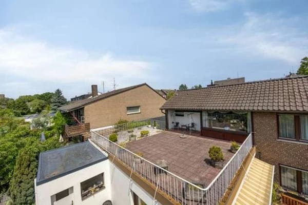 Immobilie in Jülich - Freistehendes Einfamilienhaus im begehrten Jülicher Heckfeld – Traumgarten & Split-Level-Charme! - Bild 2