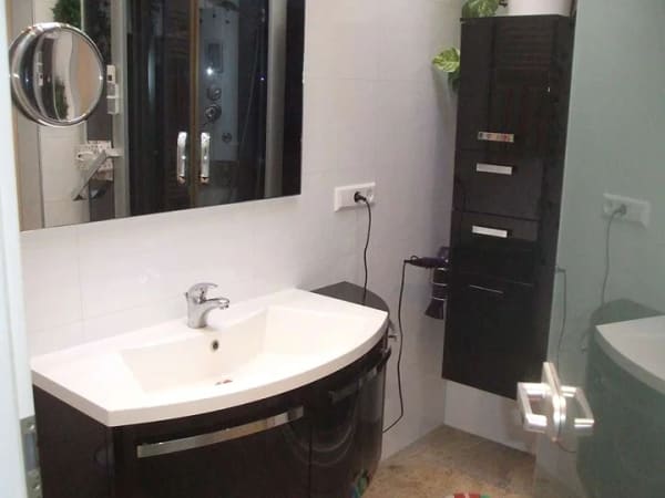 Immobilie in Notzingen - Stilvolle und renovierte Wohnung mit zwei Zimmern, Balkon und EBK  - Bild 4