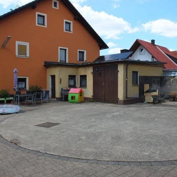 Immobilie in Greding - Wohn-/Bauern- u. ehem. Gasthaus (Hofstelle) Nähe Greding, Naturpark Altmühltal - Bild 4