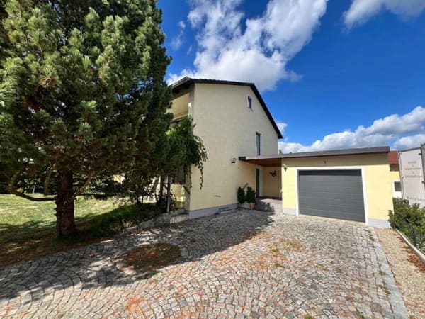 Immobilie in Waidhofen - Zuhause mit viel Platz für die ganze Familie in Waidhofen - Bild 0