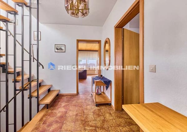 Immobilie in Dudenhofen - Sie hier? Wir auch! Mein neues Zuhause: Gepflegte Doppelhaushälfte mit Terrasse, Balkon & Garage - Bild 3