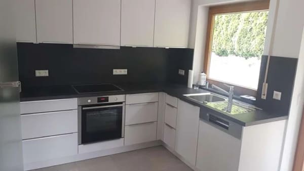Immobilie in Sigmaringendorf - Attraktives bezugsfertiges Einfamilienhaus mit Doppelgarage - Bild 2