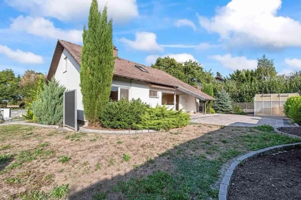 Immobilie in Ehrenkirchen - Ihr neues Zuhause südlich von Freiburg – großzügiges Einfamilienhaus in naturnaher Wohnlage - Bild 0