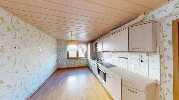 Immobilie in Sömmerda - Doppelhaushälfte mit zwei Wohnbereichen,  Sauna und Familiengarten - Bild 2