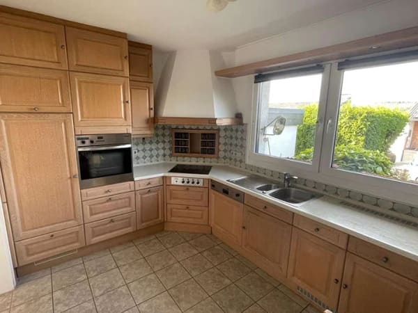 Immobilie in Lindlar - Freistehendes Einfamilienhaus in Lindlar Viel Platz, drei modernisierte Sanitärräume und ein großzüg - Bild 4