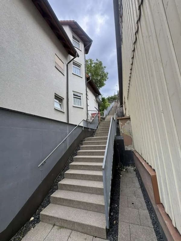 Immobilie in Wildberg - Moderne 1-Zimmer-Dachgeschosswohnung mit zusätzlicher Abstellfläche in 72218 Sulz am Eck, KP 99.900€ - Bild 3