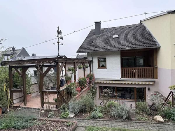 Immobilie in Weißenthurm - Viel Platz, großer Garten, ruhige Lage - Einfamilienhaus in Weißenthurm - Bild 2