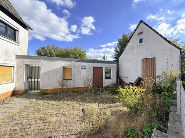 Immobilie in Abenberg - EINFAMILIENHAUS MIT POTENZIAL | VIEL RAUM FÜR EIGENE IDEEN - Bild 3