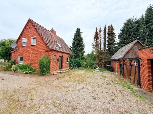 Immobilie in Göhl - Handwerkerhaus in Bestlage von Göhl - Bild 2