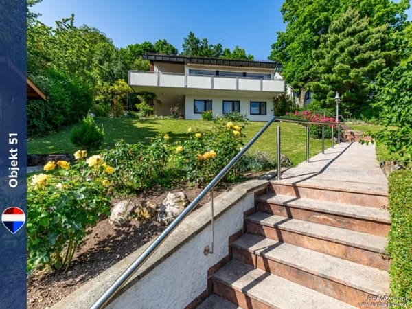 Immobilie in Feuchtwangen - Ein Haus mit Weite, Rückzug und Perspektive - Bild 0