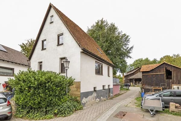 Immobilie in Knittlingen - Viel Raum für neue Ideen – historisches Einfamilienhaus mit Potenzial in Knittlingen - Bild 0