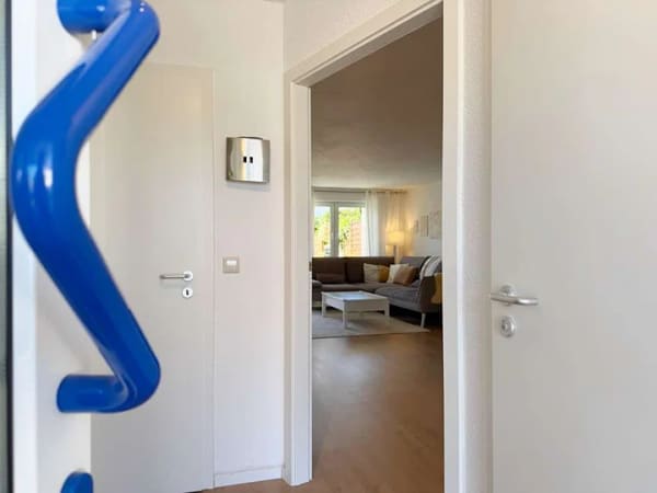 Immobilie in Allmersbach im Tal - Viel Platz zum Wohlfühlen – gepflegtes Reihenmittelhaus mit Garten & Garage - Bild 2