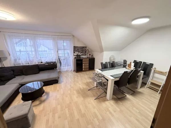 Immobilie in Schwaikheim - Charmante 2-Zimmer-Dachgeschosswohnung in Schwaikheim PROVISIONSFREI  - Bild 3