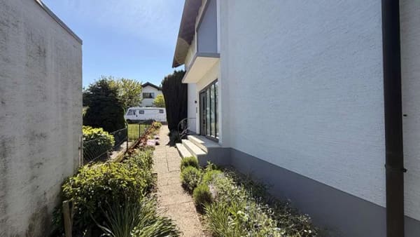 Immobilie in Rauenberg - Zweifamilienhaus mit zwei Garagen und großem Grundstück · Sofort verfügbar · Unvermietetes Objekt  - Bild 4
