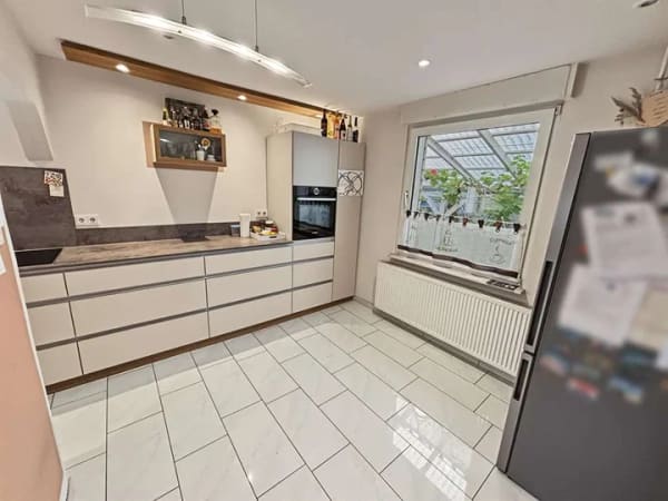 Immobilie in Bergneustadt - Direkt bezugsfertig – schönes Einfamilienhaus mit vier Zimmern und Kamin in Bergneustadt - Bild 3