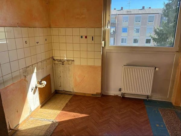 Immobilie in Landau in der Pfalz - Gut geschnittene 4-Zimmerwohnung mit Balkon und Gestaltungspotenzial - Bild 4
