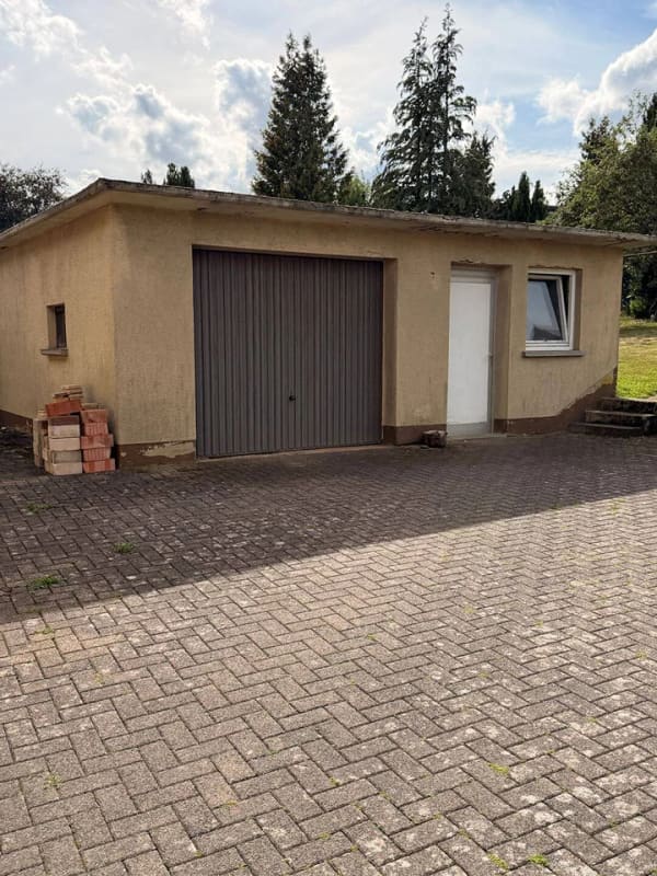 Immobilie in Schollbrunn - Ankommen. Wohlfühlen. Bleiben. - Einfamilienhaus mit viel Platz, Garten und Garage in Schollbrunn - Bild 4