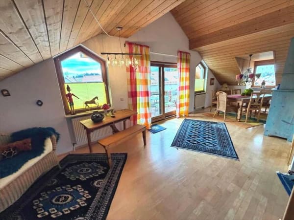 Immobilie in Schlier - Sonnige Dachgeschosswohnung in Schlier-Unterankenreute - Bild 3