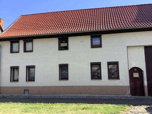 Immobilie in Oschersleben - Gemütliches Wohnhaus mit ehemaligem Vierseithof - Bild 0