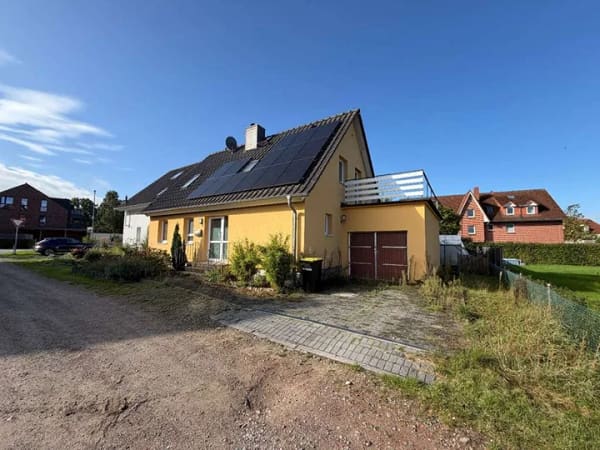 Immobilie in Tostedt - Einfamilienhaus mit Garage und viel Entwicklungspotenzial - Bild 0