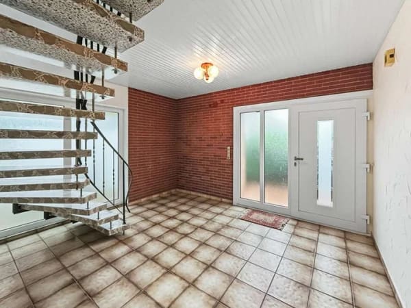 Immobilie in Stapel - Wohnen mit Wasserblick - bezugsfertiges Einfamilienhaus zu verkaufen in Stapel - Bild 1