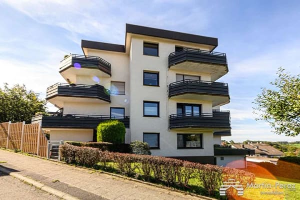 Immobilie in Breckerfeld - Drei-Zimmer-Eigentumswohnung (Erbbaurecht)
- 2 Balkone - Aufzug - Garage - - Bild 0