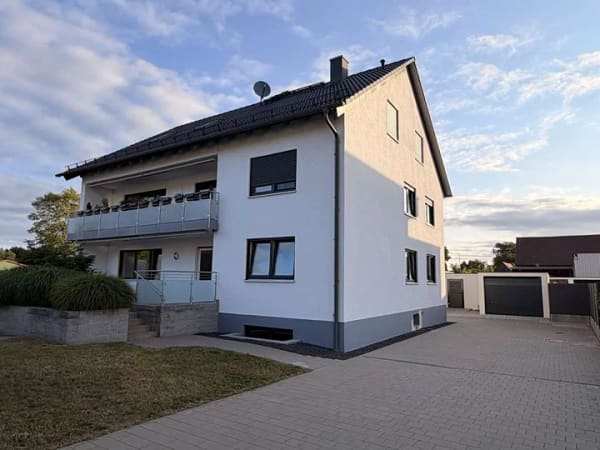 Immobilie in Poxdorf - Außergewöhnliches Mehrgenerationenhaus. Hochwertig saniert und flexibel nutzbar. Provisionsfrei.  - Bild 4