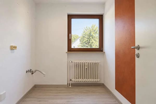 Immobilie in Erdmannhausen - UG-Wohnung mit Balkon! - Bild 2
